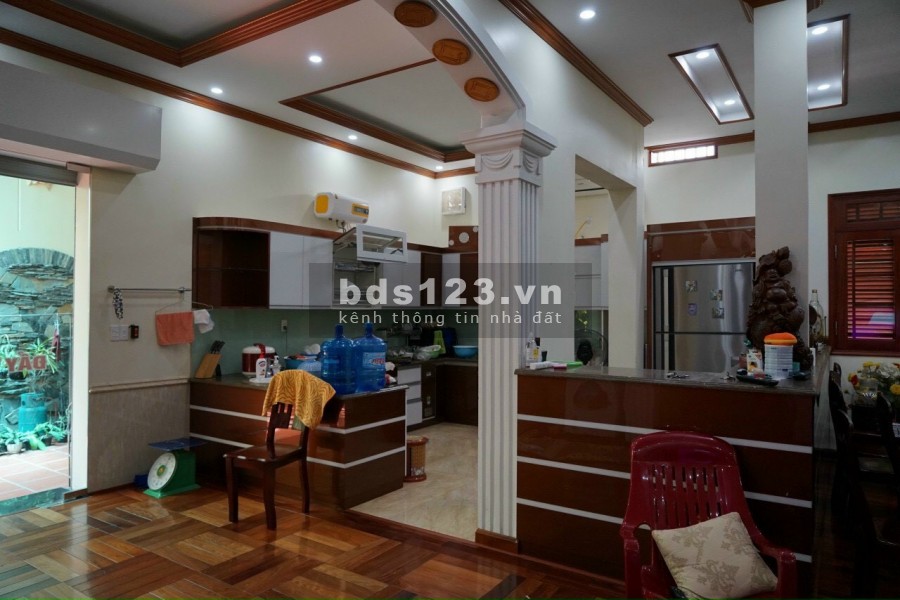 Bán biệt thự khu Đông Nam Cường, dt 216m2, mt 12m, 3.5 tầng, sân vườn, nhà cực đẹp