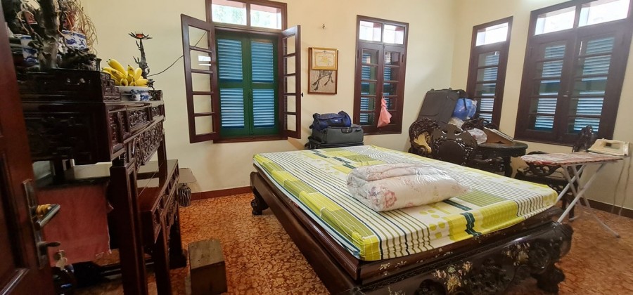 Mặt Phố Trương Định, dt 257m2, biệt thự 3 tầng, sau quy hoạch vẫn còn 217m2, giá chỉ 117tr/m2