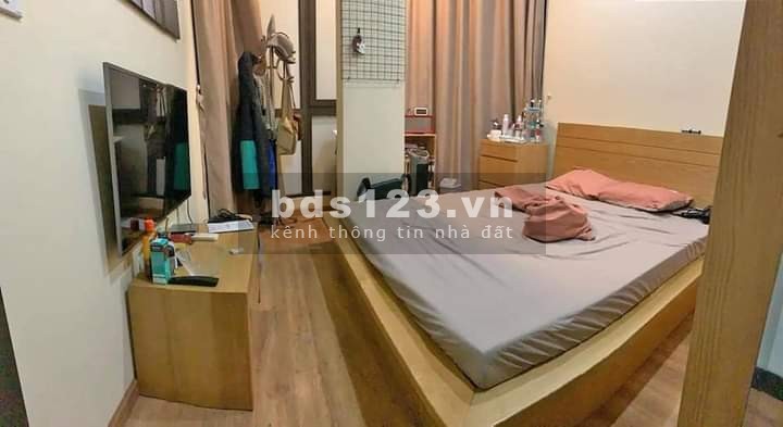 Bán gấp nhà Quang Tiến, Đại Mỗ tặng nội thất, bãi ô tô, 4 tầng, dt 39,5m2 giá 3,1 tỷ.Lh :0978996965
