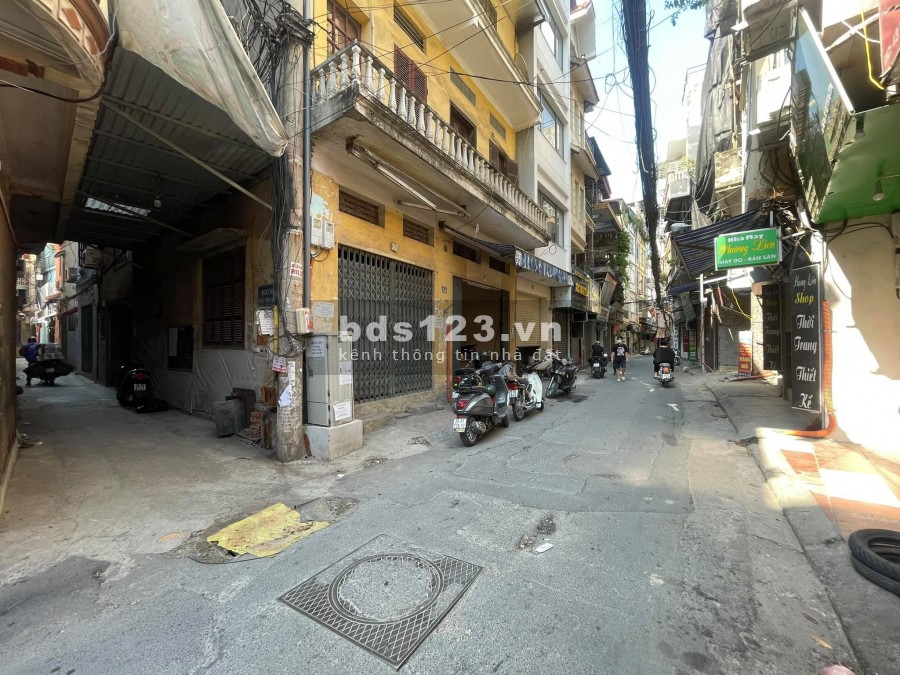 Bán nhà lô góc MP Yên Hoà dt 52m2, 3 tầng, oto tránh, kinh doanh đỉnh, giá 10.5 tỷ