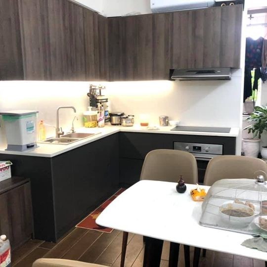 Bán nhà tiện kinh doanh, spa văn phòng phố Mai An Tuấn, Đống Đa, dt 68m2 5 tầng, mt 5.2m, giá 9 tỷ