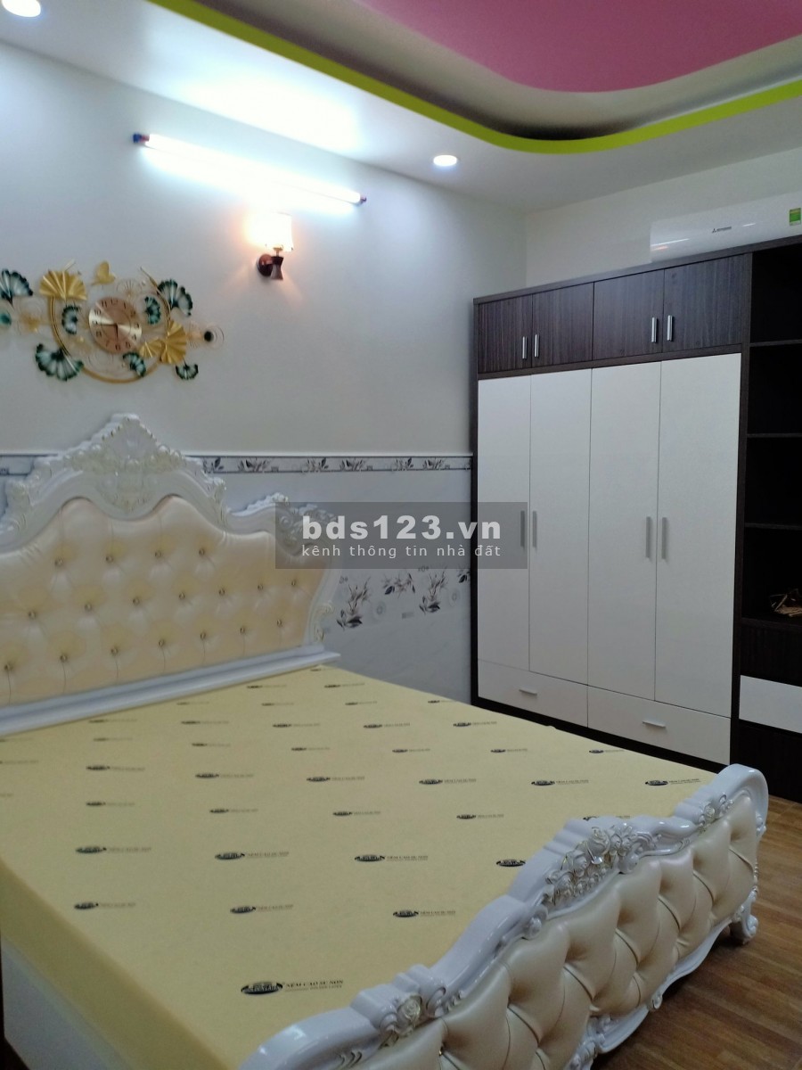 Bán nhà Nguyễn Văn Luông, Quận 6, hẻm 6m, 48m2, 3tỷ9. LH: 0772695942