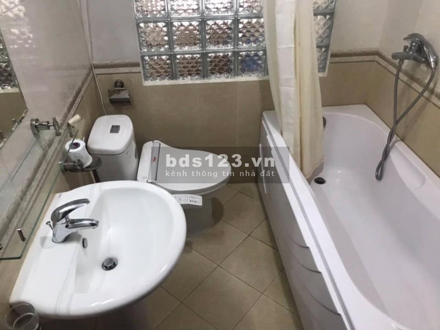 Bán nhà Từ Liêm, Cầu Giấy 4.8 tỷ, 5 tầng, ô tô 5t đầu ngõ, thoáng sáng rực rỡ