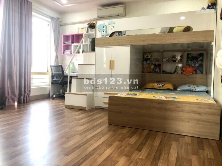 Bán gấp nhà Quang Tiến, Đại Mỗ tặng nội thất, bãi ô tô, 4 tầng, dt 39,5m2 giá 3,1 tỷ.Lh :0978996965