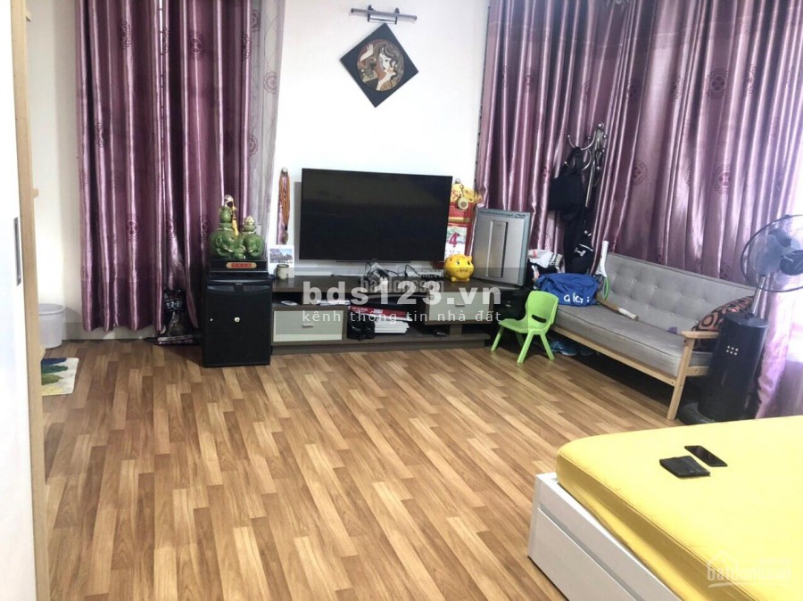 Bán gấp nhà Quang Tiến, Đại Mỗ tặng nội thất, bãi ô tô, 4 tầng, dt 39,5m2 giá 3,1 tỷ.Lh :0978996965