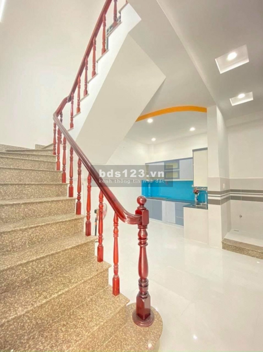 Bán nhà đường Nguyễn Văn Đậu quận Bình Thạnh diện tích sử dụng 62m2 giá chỉ 5tỷ7