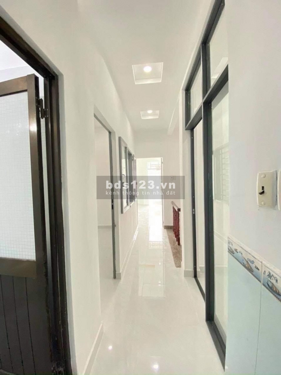 Bán nhà đường Nguyễn Hồng quận Bình Thạnh diện tích 62m2 giá chỉ 5tỷ690