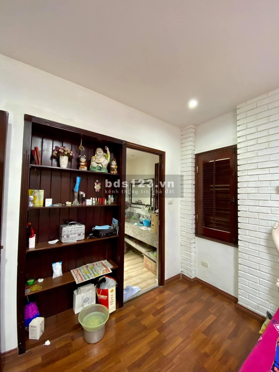 Bán nhà 6 tầng, dt 45m2, sát phố Xã Đàn nhà đẹp ở ngay ngõ nông thoáng nhỉnh 3 tỷ