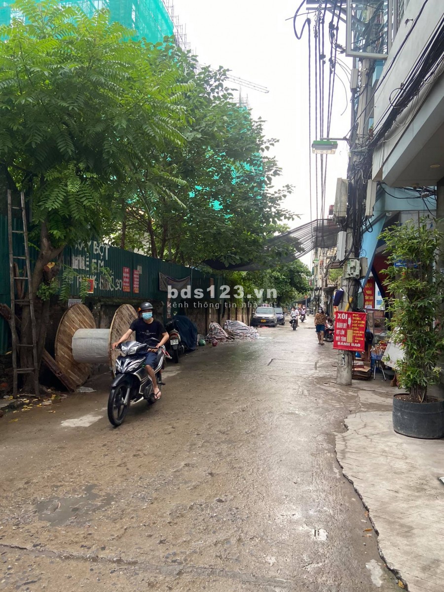 279 Hoàng Mai Đất vàng đầu tư, nhỉnh 50 triệu/m2, ô tô đỗ cổng, DT 90m2 nhỉnh 4 tỷ