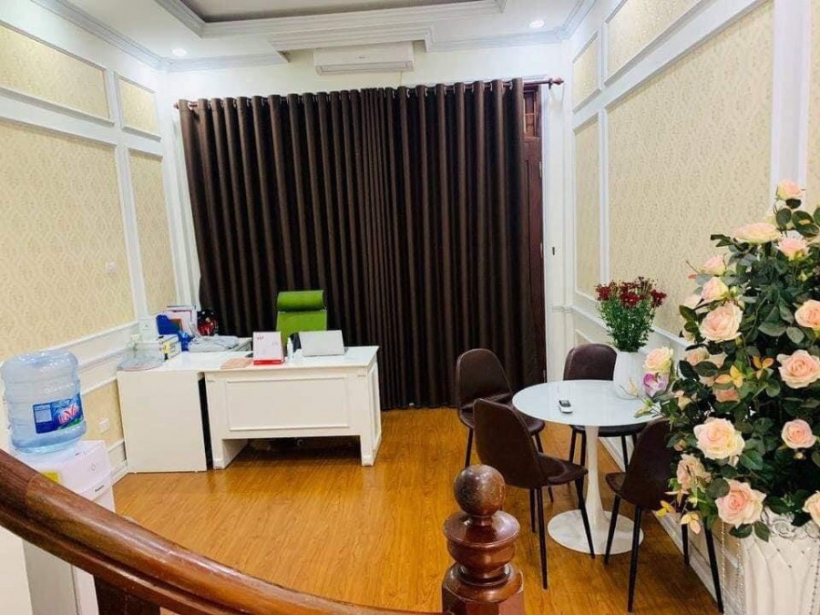 Giá 7,5 tỷ có nhà mặt phố Trần Đăng Ninh Hà Đông Hà Nội dt 50m2, 4 tầng kinh doanh ngập tràn