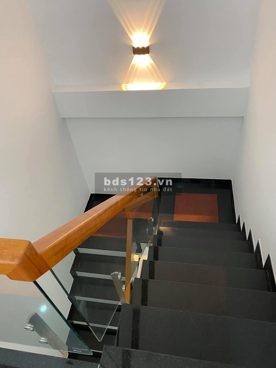 Bán nhà riêng tại Đường Phạm Nhữ Tăng, Thanh Khê, Đà Nẵng diện tích 51m2 giá 3.85 Tỷ