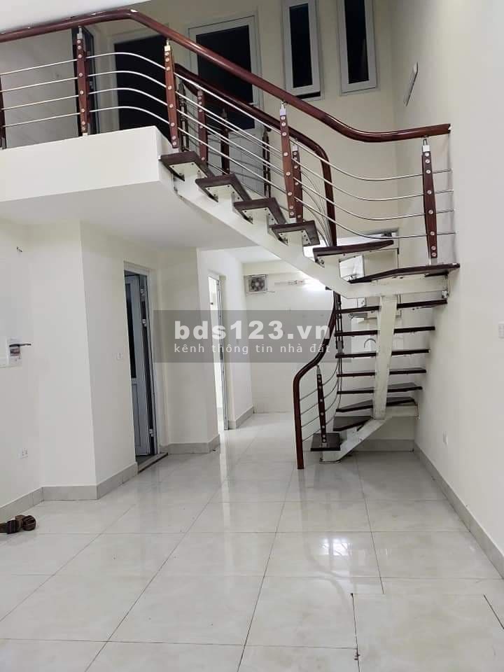 Bán nhà phố Ngụy Như Kon Tum, Khuất Duy Tiến, Quận Thanh Xuân, dt 30m2, giá 3.2 tỷ.