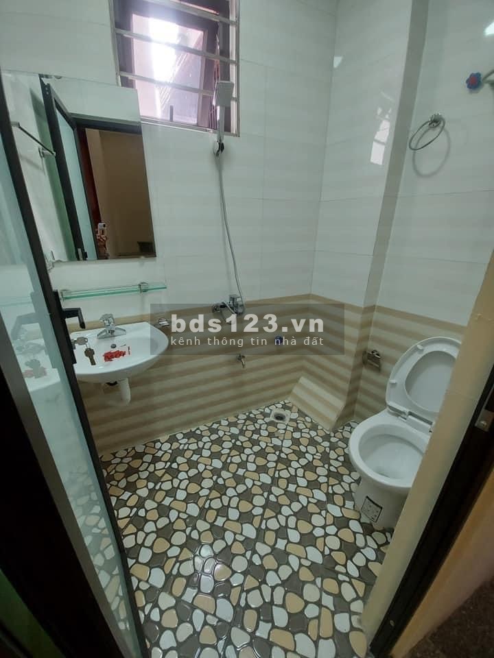 Sổ đỏ trao tay, nhận ngày nhà siêu đẹp, sổ chính chủ, lh 0585662995, đường Trương Định