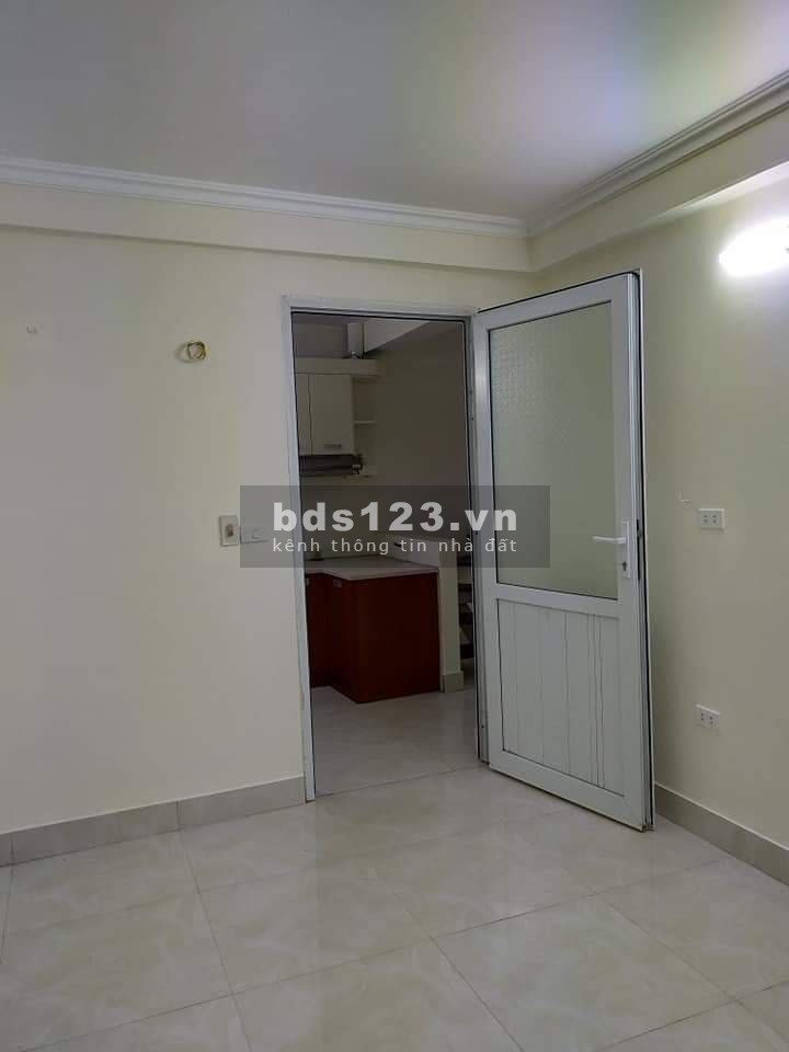 Bán nhà phố Ngụy Như Kon Tum, Khuất Duy Tiến, Quận Thanh Xuân, dt 30m2, giá 3.2 tỷ.