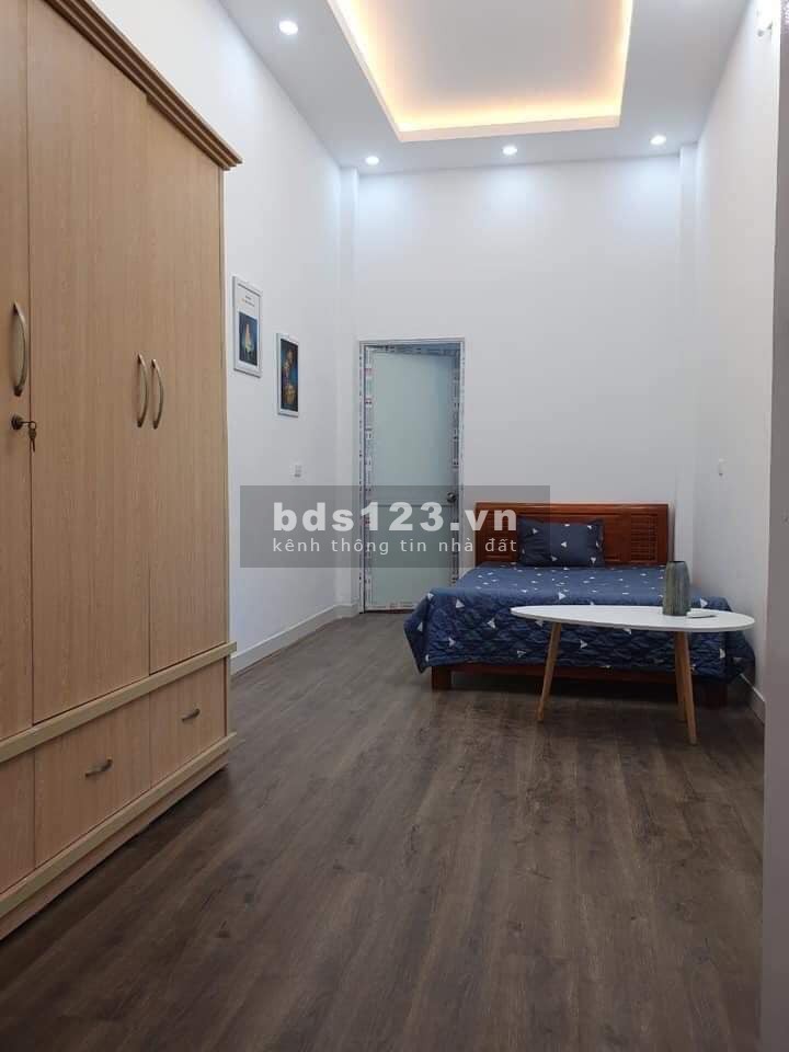 Bán nhà hiếm có không có căn thứ 2 Phương Liệt Quận Thanh Xuân dt 30m2 giá 1.98 tỷ