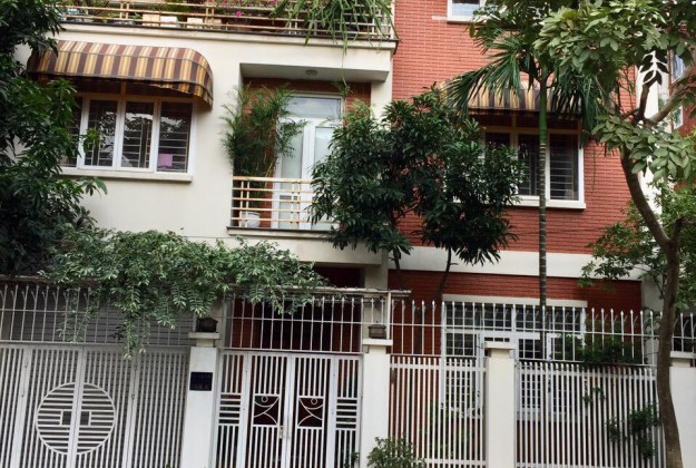 Bán biệt thự Nguyễn Văn Lộc, Làng Việt Kiều Châu Âu, Mỗ Lao, Hà Đông giá 11 tỷ