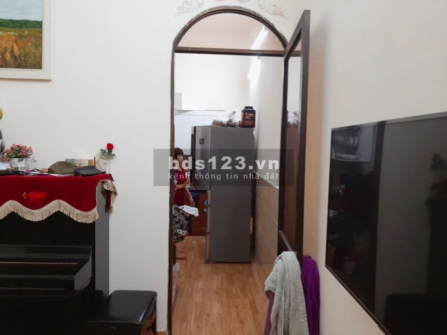 Bán nhà Trần Khát Chân, hàng xóm phố Huế, sổ riêng nở hâu, 37m 4 tầng 2.8 tỷ