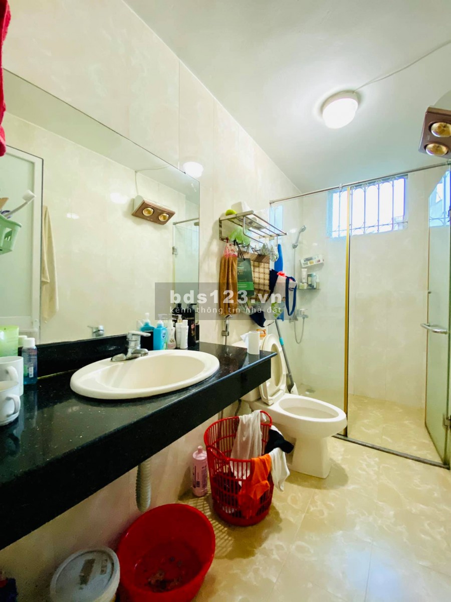 Bán nhà phố Quan Nhân, Thanh Xuân, lô góc, gần ô tô dt 60m2, giá 6.8 tỷ, lh 0962602255.