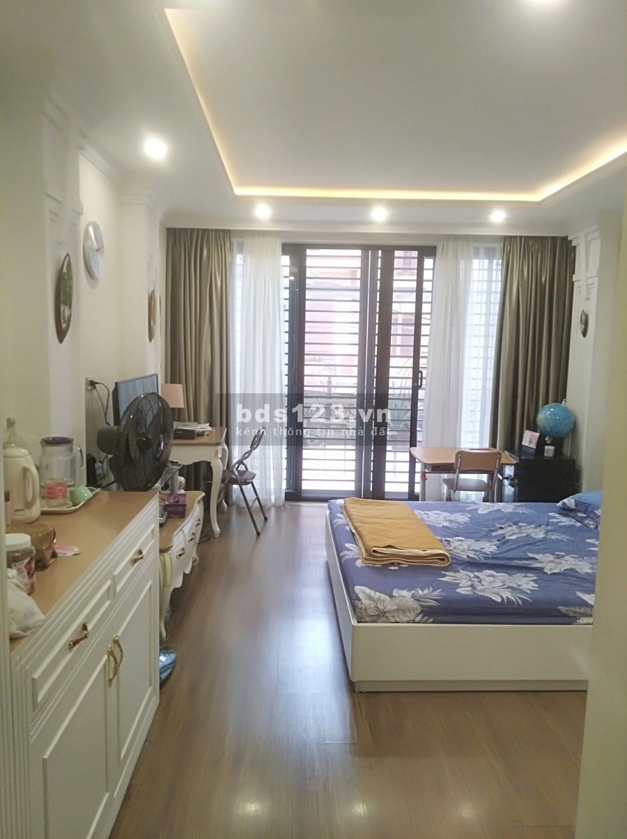 Siêu hiếm, nhà Láng Hạ 5 tầng, ô tô tránh, 38m giá bán 3.9 tỷ. LH 0982222462