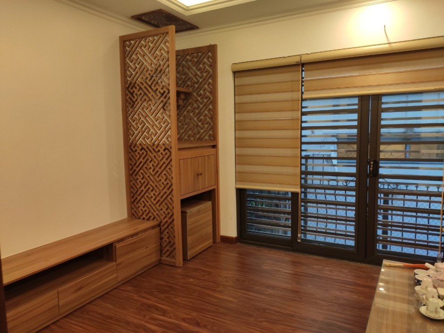 Mặt phố Hàng Cót Hoàn Kiếm kinh doanh viar hè đúc 4 tầng liên hệ 0962296916.
