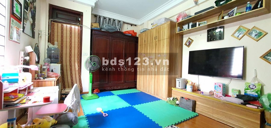 Bán gấp nhà Bạch Đằng gần phố cổ,  ngõ thoáng, văn minh  30m  4 tầng 3.3 tỷ 