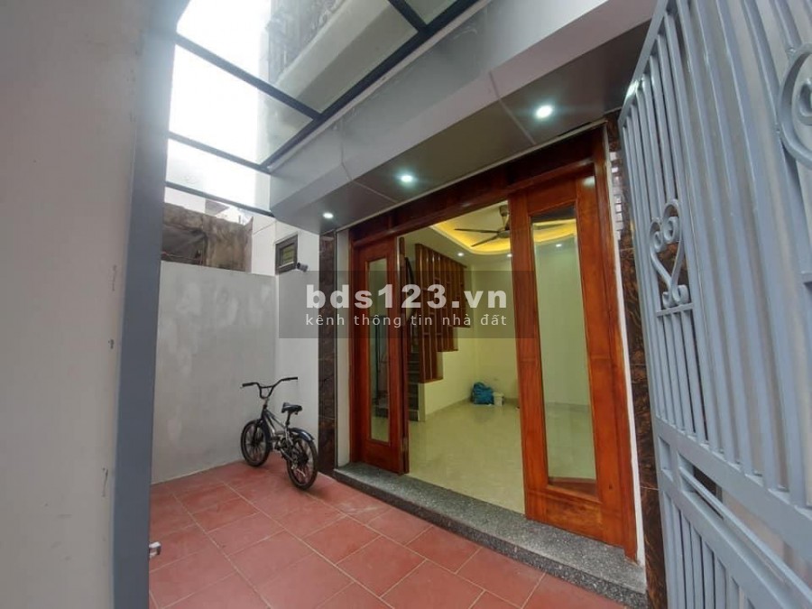 Sổ đỏ trao tay, nhận ngày nhà siêu đẹp, sổ chính chủ, lh 0585662995, đường Trương Định