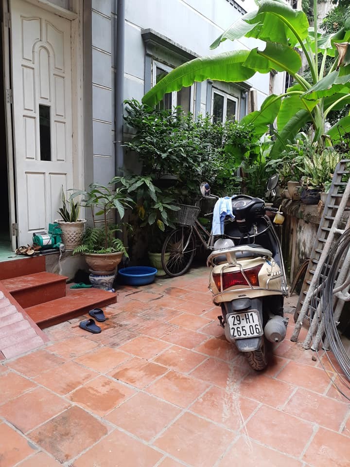 Bán nhà Khương Trung, Thanh Xuân, diện tích 57m2, 4T, nhà đẹp, giá 4,6 tỷ.