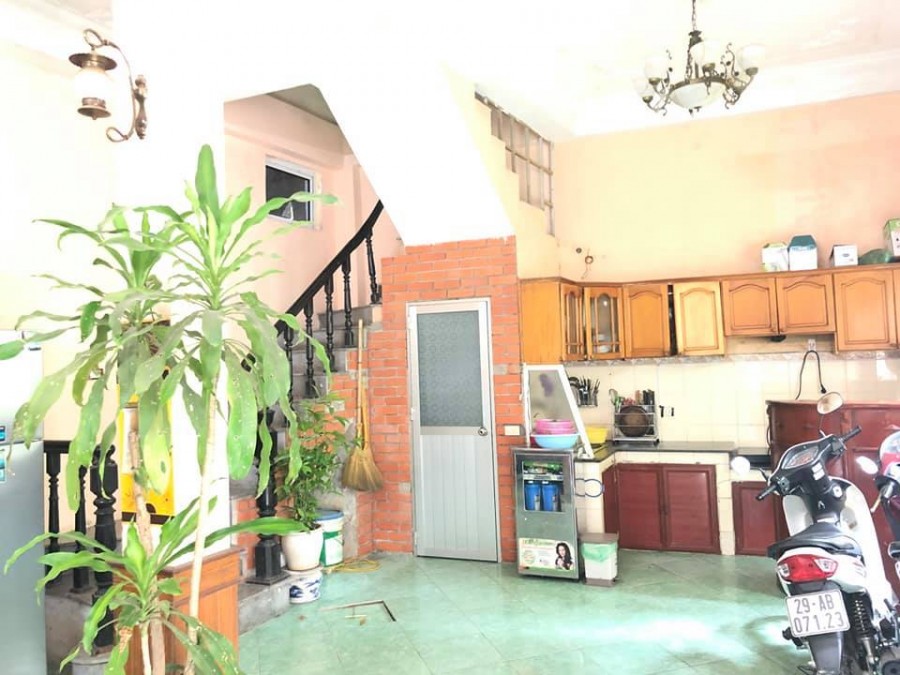 Bán nhà Khương Trung, Thanh Xuân, diện tích 57m2, 4T, nhà đẹp, giá 4,6 tỷ.