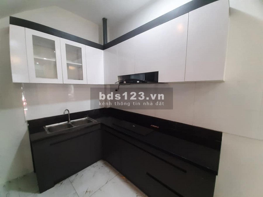 Bán nhà Bà Triệu Hà Đông, Đẹp Tuyệt, Gíá bán rẻ 2.69 tỷ, an sinh xã hộ tốt, 5 tầng đúc