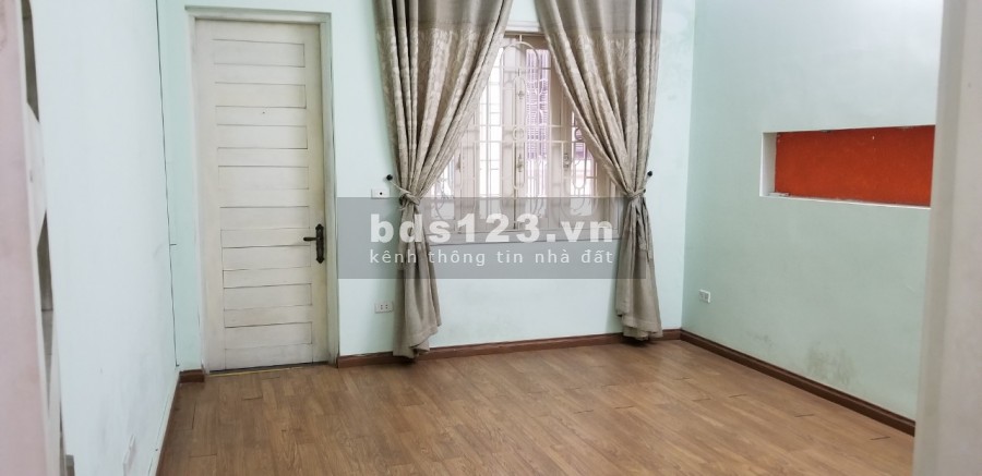 Chính chủ cho thuê nhà nguyên căn số 17 ngõ 11 Hoàng Sâm, Nghĩa Đô, ô tô tránh, dt 210m2