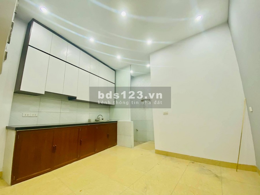 Bán nhà ngõ ba gác nhà đẹp 2 mặt thoáng tặng hết nội thất, 30m ra ô tô tránh