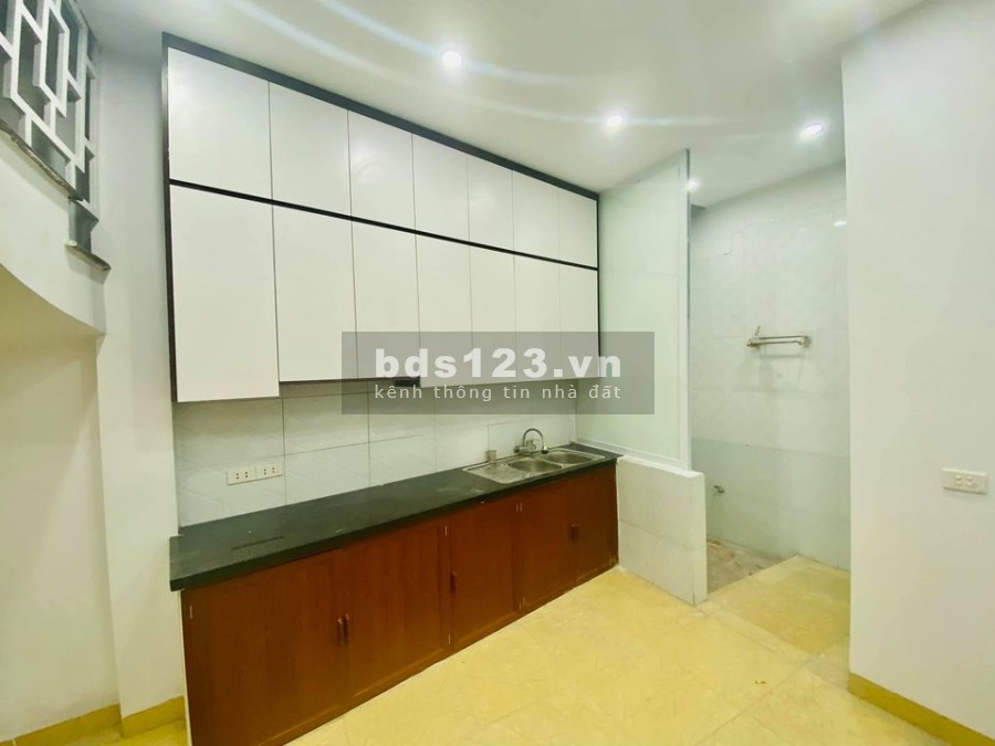 Bán nhà ngõ ba gác nhà đẹp 2 mặt thoáng tặng hết nội thất, 30m ra ô tô tránh