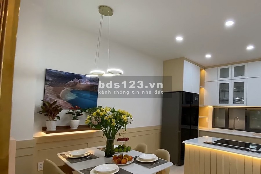 Bán nhà 5 Tầng, 48m2 Đường Nguyễn Sỹ Sách, F15, Tân Bình Giá Giảm Sâu Mùa Dịch