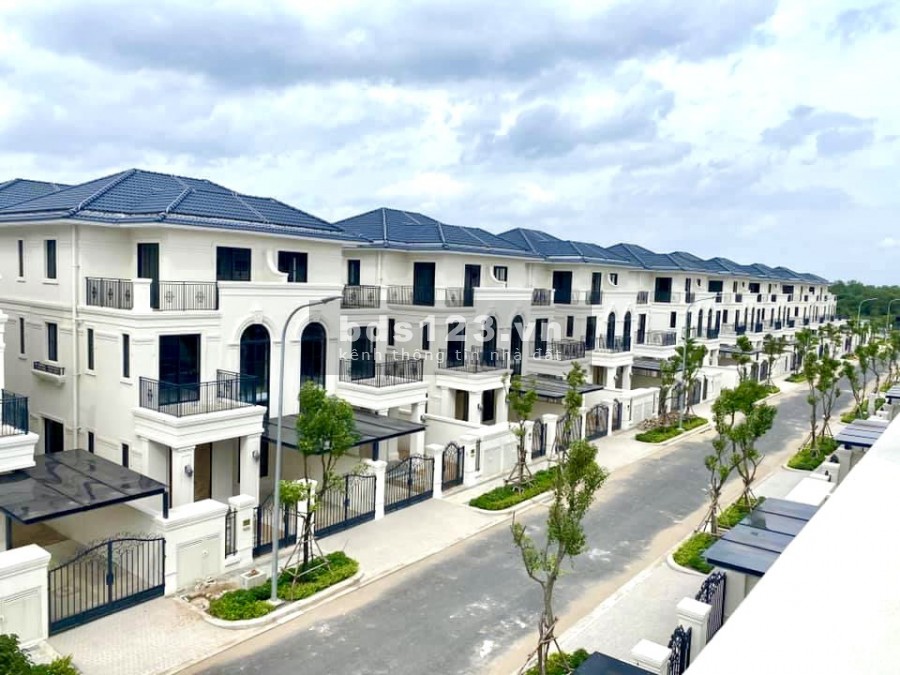 Bán căn song lặp hoa hậu Swanbay 4.2 giá 9 tỷ, view sông, công viên, kênh, liền kề Cluhouse