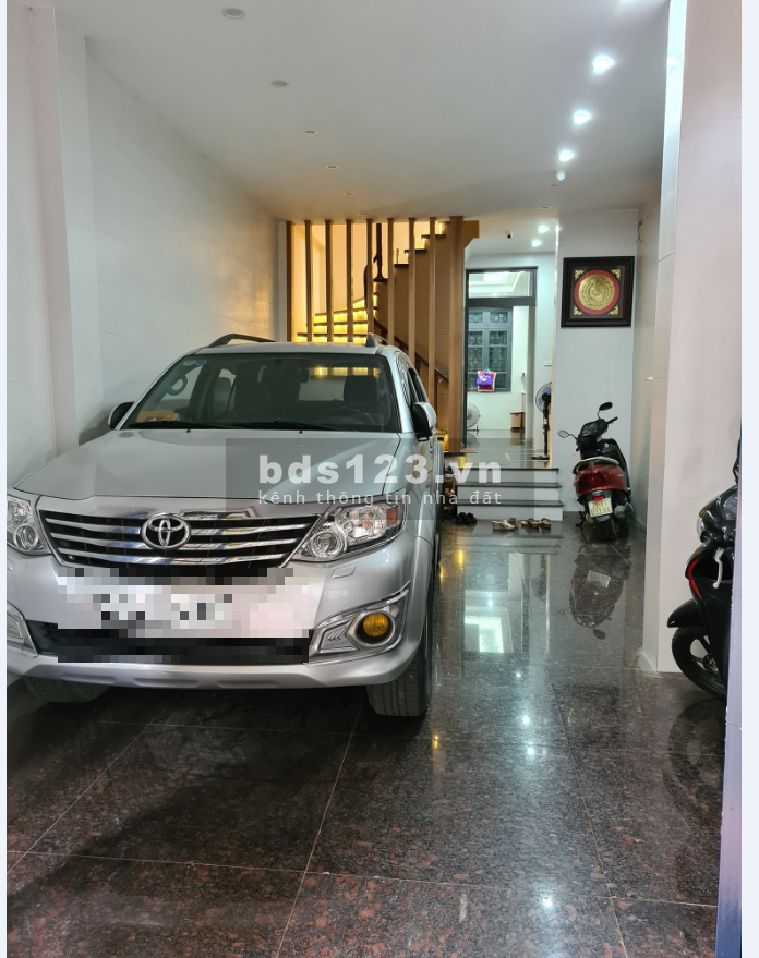 Siêu Hiếm Trích Sài Gara diện tích 82m2, đúc 6 tầng Thang máy giá 12 Tỷ