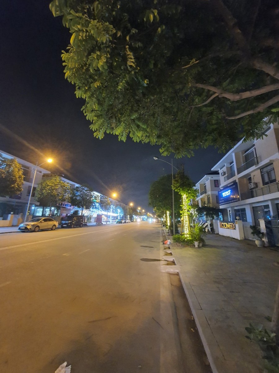 Bán đất Dương Nội dt 50m2, ô tô tránh, vỉa hè rộng, gần Aeon Mall Hà Đông, cv thiên văn học