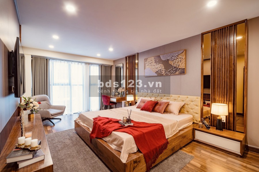 6 Suất ngoại giao căn 3 PN diện tích sử dụng 135m2 tòa Diamond cc Goldmark City