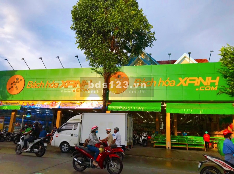Vợ chồng tôi làm ăn không may thua lỗ nên bán miếng đất 1.4ha, sổ chính chủ