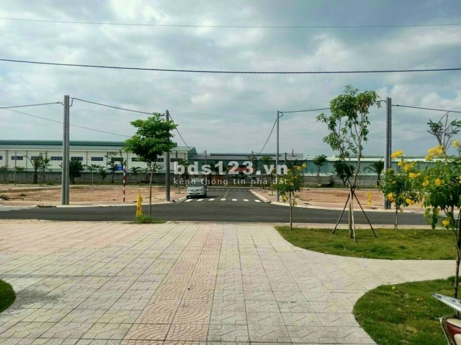 Bán đất nền 4x22 ;5x22; 5,5x22 ;6x18 vị trí 2 mặt tiền đường hổ trợ trả chậm 0% lãi xuất