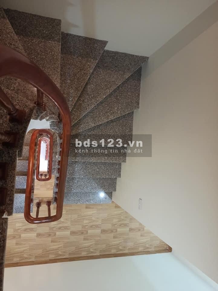 Nhà Cầu Đơ Hà Đông ngõ thông ô tô chạy, diện tích sử dụng 38m2 giá bán 2.45tỷ