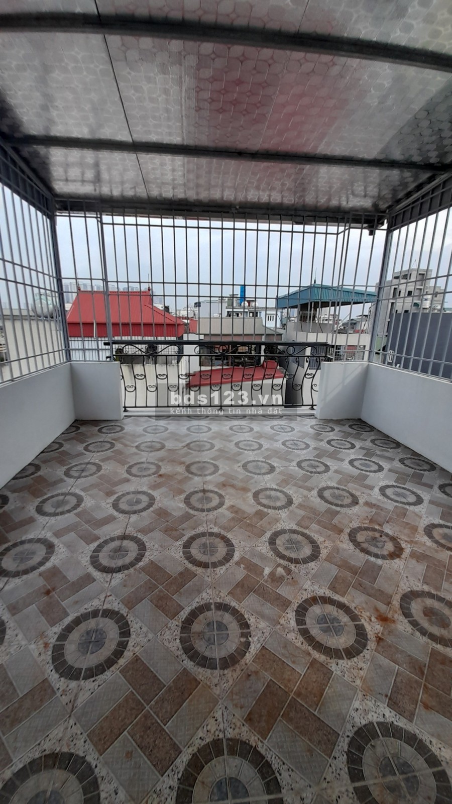 Bán căn nhà ngõ 193 Phú Diễn Bắc Từ Liêm, 50m ra tới chợ, trường học các cấp, ô tô đỗ gần