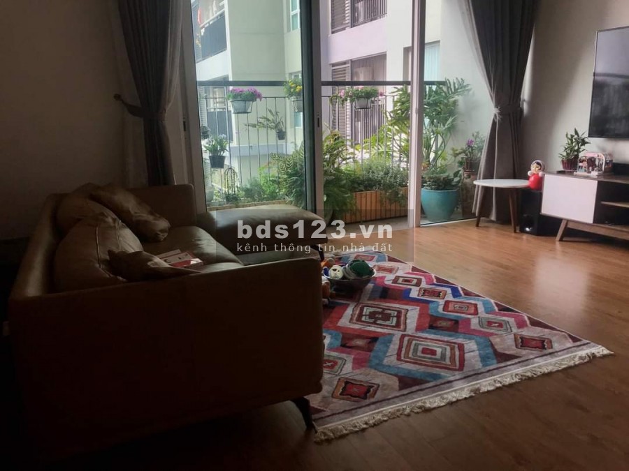 Chấp nhận lỗ bán nhanh CHCC Seasons Avenue, Tòa S4, view hồ Trung Văn đẹp.