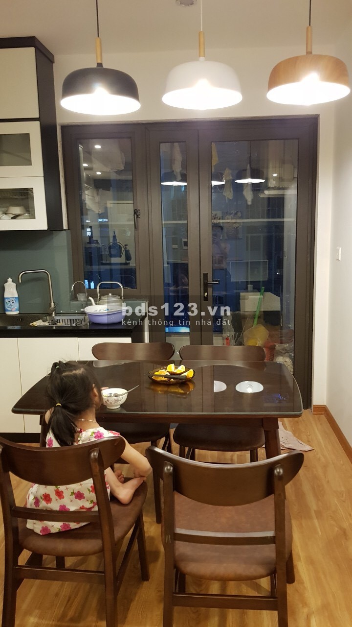 Chính chủ cần bán căn góc chung cư dt 76m2 tại Thanh Hà Mường Thanh nội thất như hình