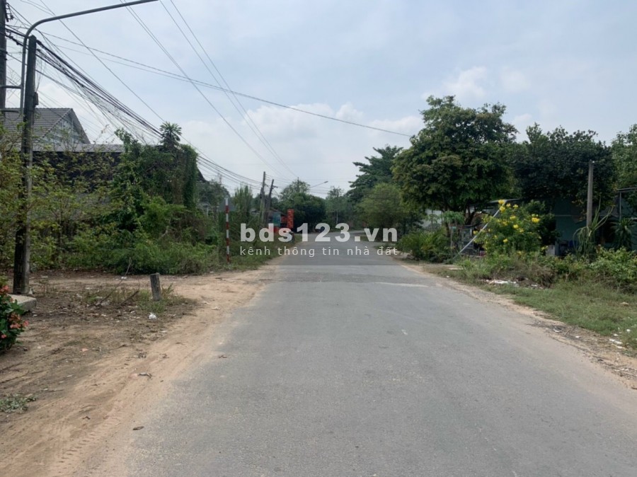 Cần bán lô đất 100m2 full thổ cư mỹ phước 2 thị xã Bến Cát, full thổ cư