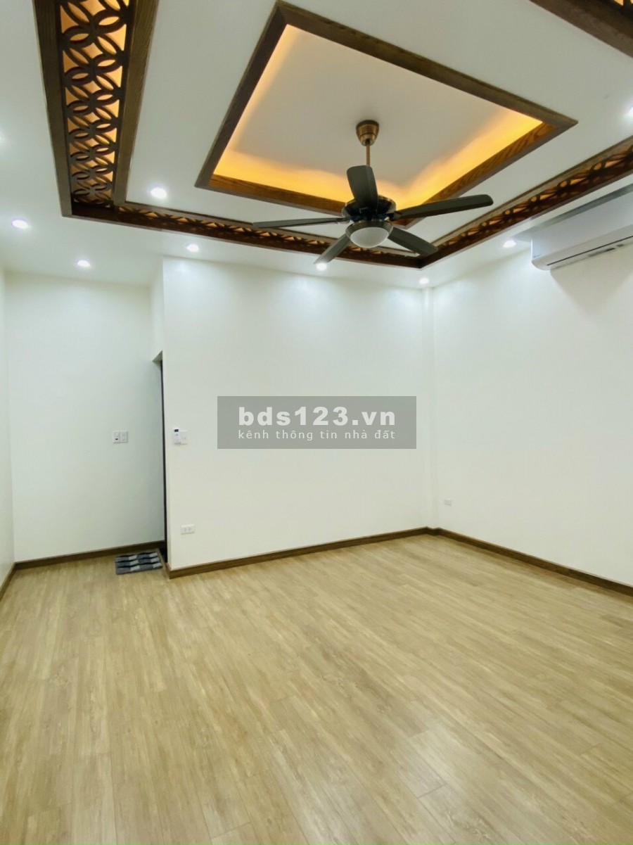 Bán nhà 3.5 tầng, 88m2, mt 4.8m, gara ô tô, cực đẹp phố Bình Lộc, giá bán chỉ 3 tỷ 500