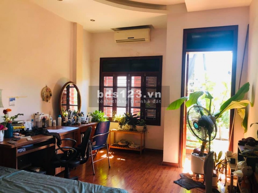 Bán nhà ngõ 29 Khương Hạ ô tô KD 74m2 x 5 tầng giá 11,1 tỷ. LH 0912442669