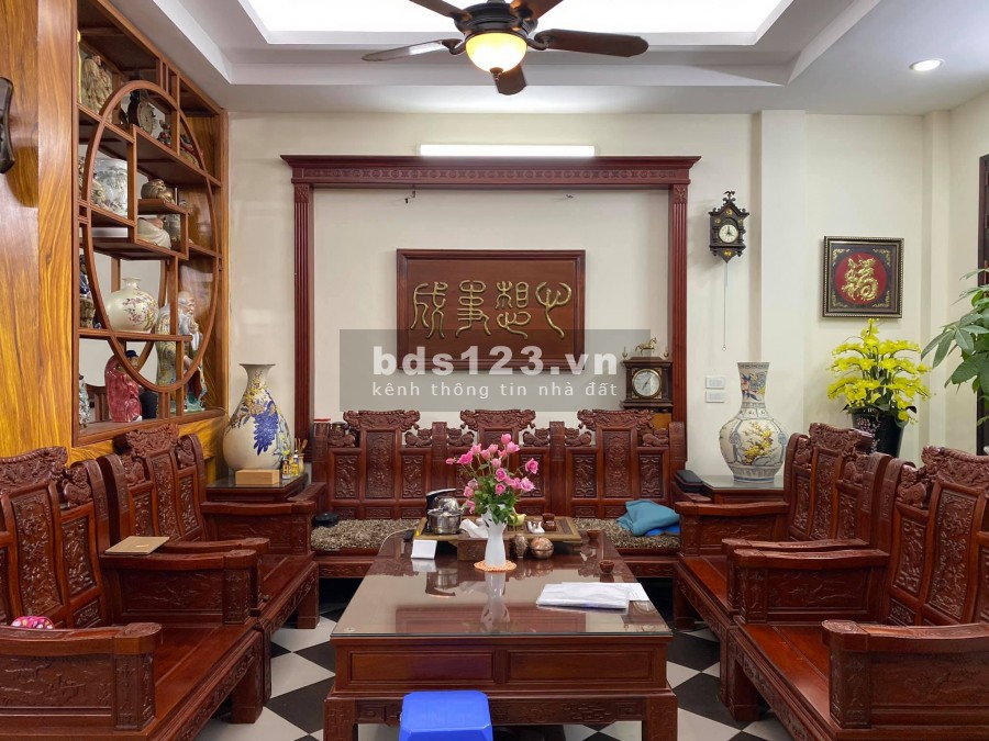 Bán nhà Chùa Láng lô góc ô tô đỗ cửa diện tích 60m2, giá bán 5.2 tỷ