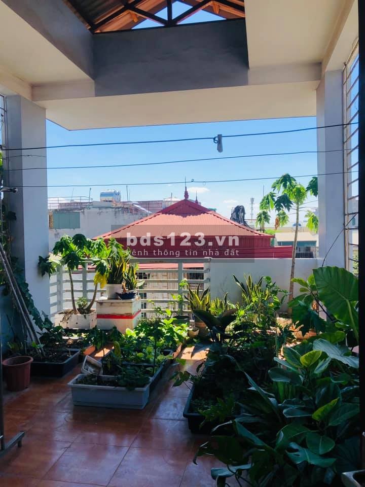 Bán nhà ngõ 29 Khương Hạ ô tô KD 74m2 x 5 tầng giá 11,1 tỷ. LH 0912442669