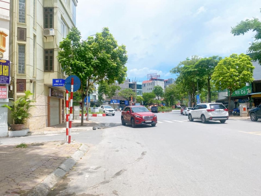 Chính chủ bán mảnh đất Xuân La, lô góc dt 253m2, mt 10 ngõ ô tô tránh, giá chỉ 25 tỷ