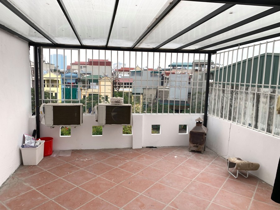 Cần bán gấp nhà phố Hào Nam, dt 45m, ngõ ô tô 2 mặt thoáng, giá 7.5 tỷ